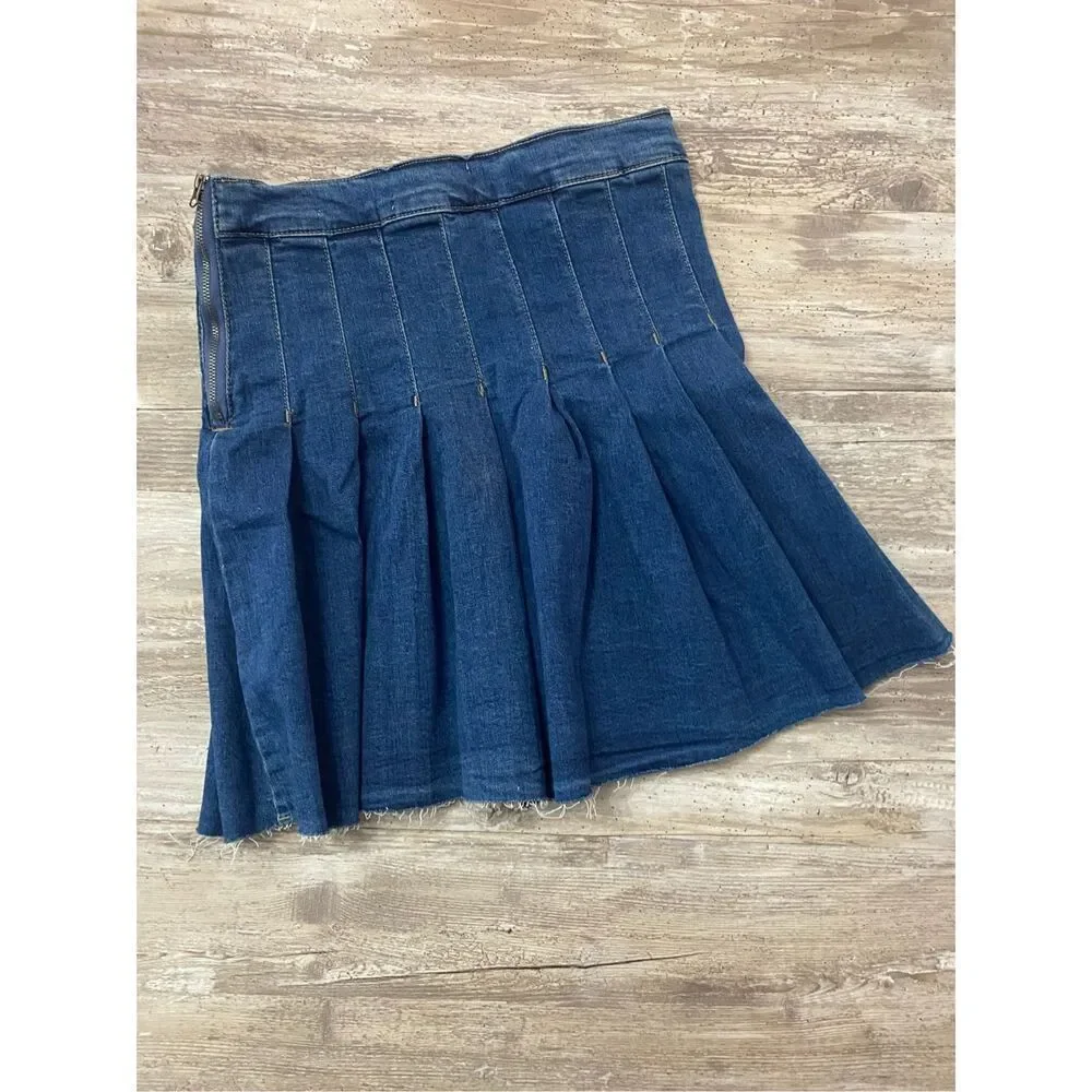 Celebrity Pink Star Pleated Denim Skirt Raw Hem Re Generation Sz Medium